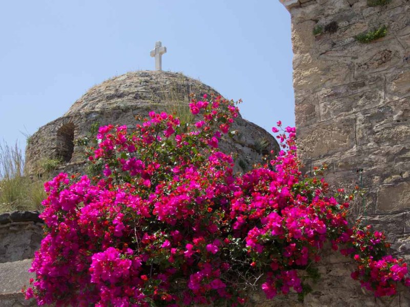 Geniet van de prachtige bougainville in&nbsp;Griekenland